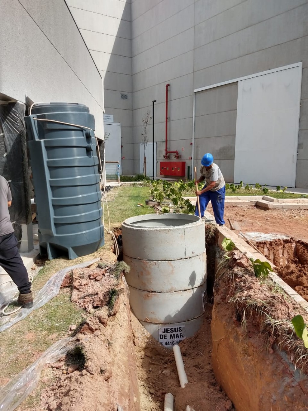 Elevatória de esgoto compacta garante obra ágil e bombeamento eficaz